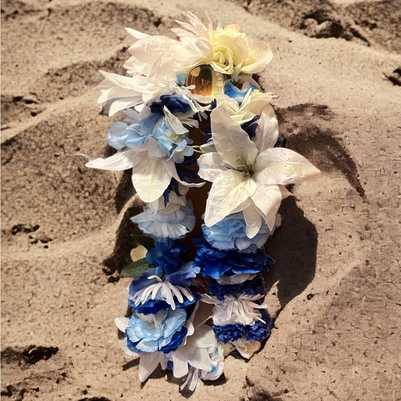 Custom lei’s graduation, Hawaiian luau,beach wedding, congrats class of 2024 - Picture 4 of 5